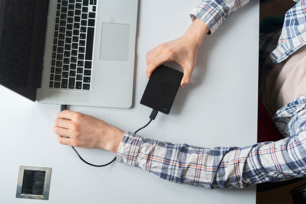 V lednu ke každé půjče nad 40 000 Kč externí hardisk Verbatim